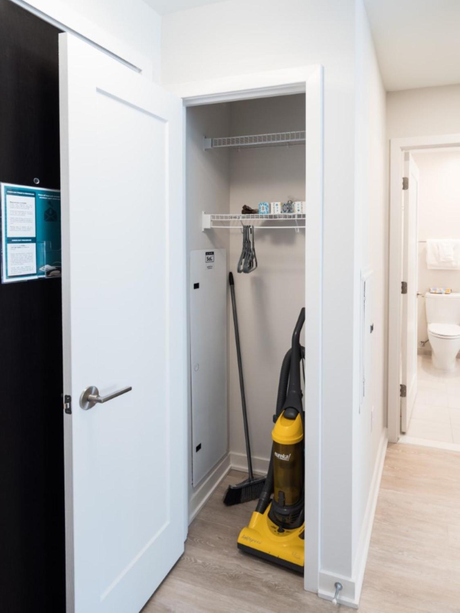 Global Luxury Suites Crystal City Arlington Zimmer foto
